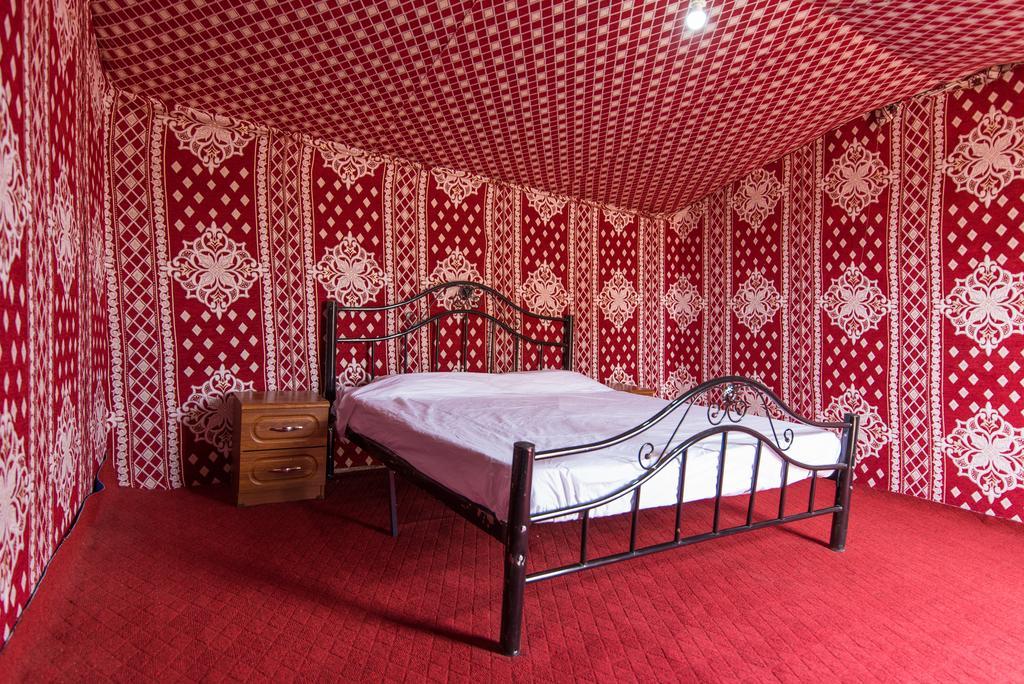 Obeid'S Bedouin Life Camp Hotel Wadi Rum Luaran gambar