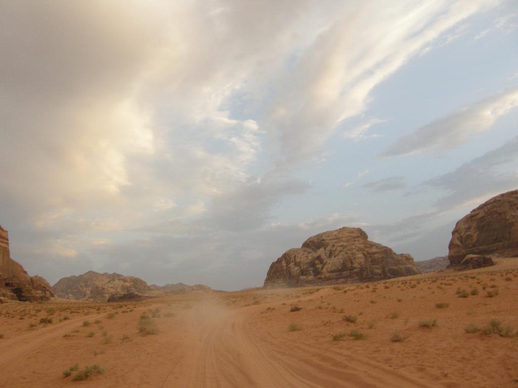 Obeid'S Bedouin Life Camp Hotel Wadi Rum Luaran gambar