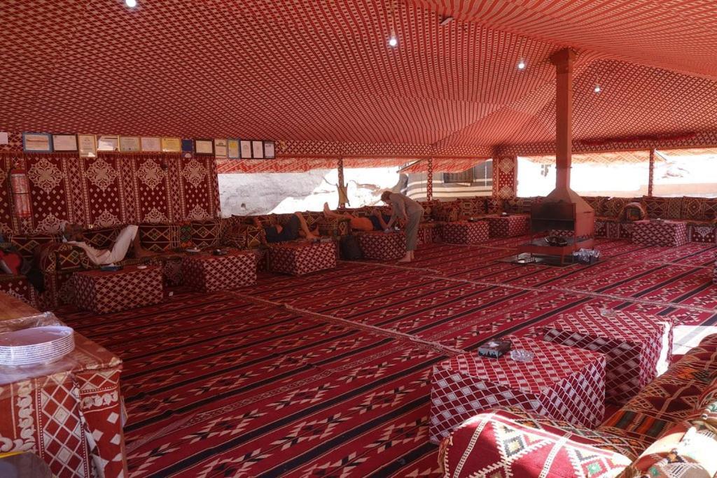 Obeid'S Bedouin Life Camp Hotel Wadi Rum Luaran gambar